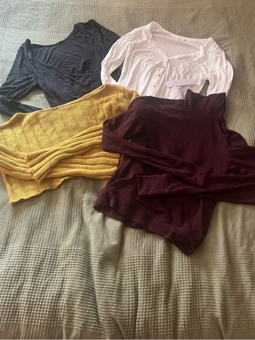 Set of 4 Long Sleeves and Sweaters